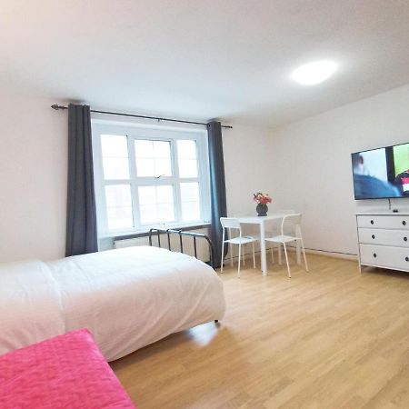 Luna 218 Flat 3 At Marble Arch Лондон Екстериор снимка